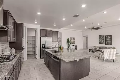 18455 W Sandlewood Drive, Goodyear, AZ 85338 - Photo 9