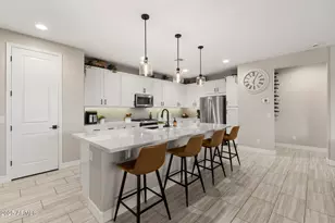 14022 W Mariposa Grande, Surprise, AZ 85387 - Photo 11
