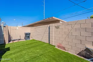 721 N Delaware St, Chandler, AZ 85225 - Photo 43