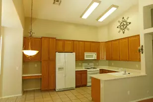 2656 E Sherri Dr, Gilbert, AZ 85296 - Photo 5