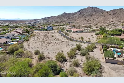 21009 W Mountain Cove Place, Buckeye, AZ 85396 - Photo 11