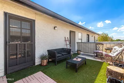 3136 N 38th Street #9, Phoenix, AZ 85018 - Photo 1