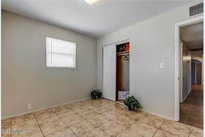 6445 S 32nd Street, Phoenix, AZ 85042 - Photo 7