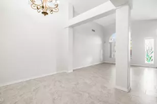 4448 E Redwood Ln, Phoenix, AZ 85048 - Photo 5