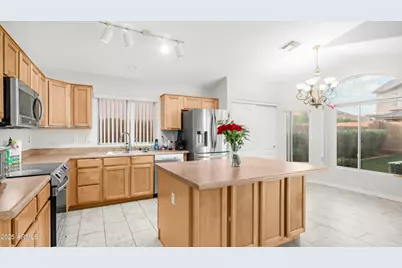 4448 E Redwood Lane, Phoenix, AZ 85048 - Photo 13