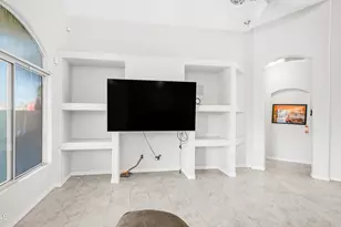 4448 E Redwood Ln, Phoenix, AZ 85048 - Photo 11