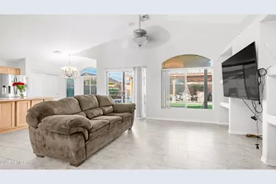 4448 E Redwood Lane, Phoenix, AZ 85048 - Photo 9