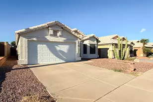 2210 E Monona Dr, Phoenix, AZ 85024 - Photo 1