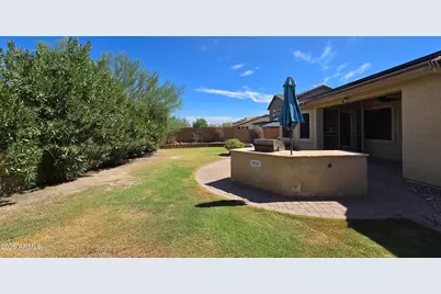 573 S 219th Lane, Buckeye, AZ 85326 - Photo 35