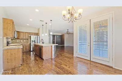 573 S 219th Lane, Buckeye, AZ 85326 - Photo 17