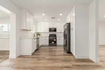 3517 S Cutler Drive, Tempe, AZ 85282 - Photo 7