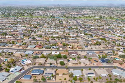 10301 W Charter Oak Drive, Sun City, AZ 85351 - Photo 7