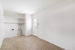 10301 W Charter Oak Dr, Sun City, AZ 85351 - Photo 29