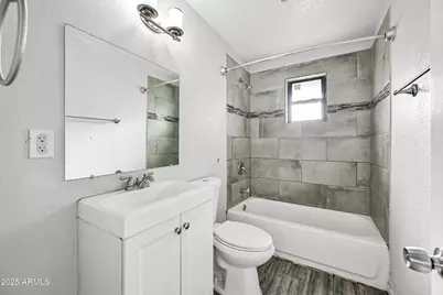 1744 W Glendale Avenue #12 B, Phoenix, AZ 85021 - Photo 11