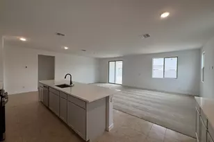 18039 W Larkspur Dr, Goodyear, AZ 85338 - Photo 7