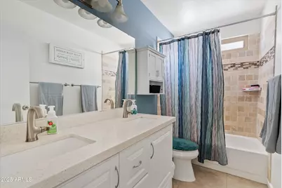 902 W Ross Avenue, Phoenix, AZ 85027 - Photo 9