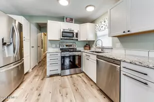 17200 W Bell Rd, Surprise, AZ 85374 - Photo 9