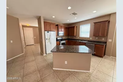 11752 W Foothill Drive, Sun City, AZ 85373 - Photo 7