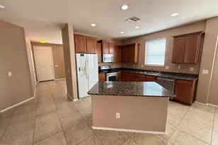 11752 W Foothill Dr, Sun City, AZ 85373 - Photo 7