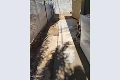 2138 E Turney Avenue #A, Phoenix, AZ 85016 - Photo 7