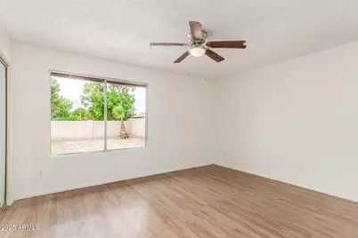 9646 N 47th Avenue, Glendale, AZ 85302 - Photo 11