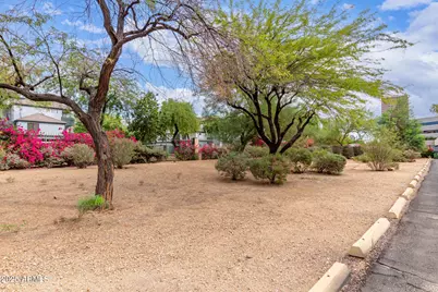 500 W Clarendon Avenue #F6, Phoenix, AZ 85013 - Photo 23