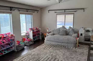 10951 N 91st Ave, Peoria, AZ 85345 - Photo 3