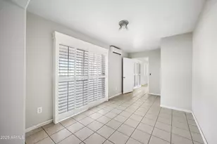 8435 N 104th Dr, Peoria, AZ 85345 - Photo 15