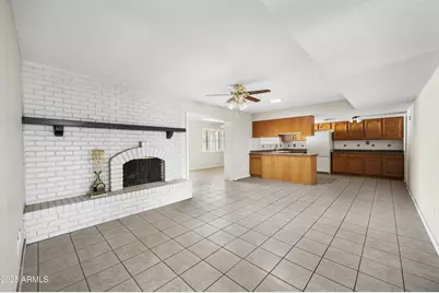 8435 N 104th Drive, Peoria, AZ 85345 - Photo 7