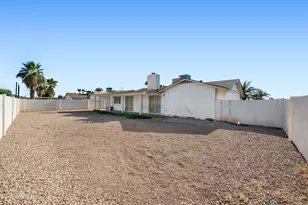 8435 N 104th Dr, Peoria, AZ 85345 - Photo 27