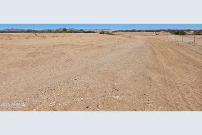 000 Xxx -- #-, Wittmann, AZ 85361 - Photo 13