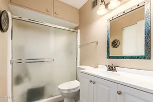 10215 W Kingswood Cir, Sun City, AZ 85351 - Photo 19