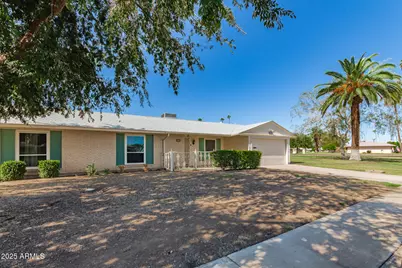 10215 W Kingswood Circle, Sun City, AZ 85351 - Photo 3