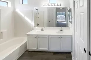 1667 S 172nd Dr, Goodyear, AZ 85338 - Photo 7