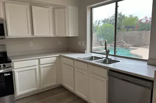 1865 E Carla Vista Dr, Gilbert, AZ 85295 - Photo 9