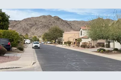 16823 S 27th Avenue, Phoenix, AZ 85045 - Photo 15