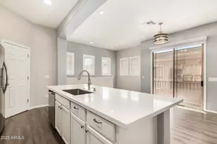 42424 N Gavilan Peak Pkwy, Anthem, AZ 85086 - Photo 11