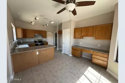 8794 W Paradise Drive, Peoria, AZ 85345 - Photo 5