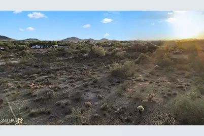1.25 Acres W Saddle Mountain Road #-, Phoenix, AZ 85086 - Photo 9