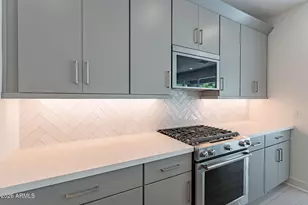 17387 W Carlisle Dr, Surprise, AZ 85388 - Photo 9