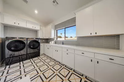 6050 E Hollyhock Street, Phoenix, AZ 85018 - Photo 41