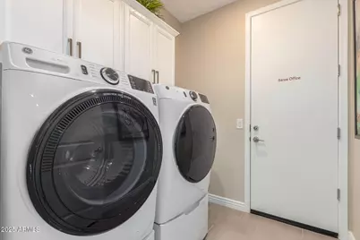 8934 W Georgia Avenue, Glendale, AZ 85305 - Photo 27