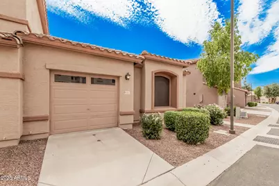 2600 E Springfield Place #13, Chandler, AZ 85286 - Photo 3