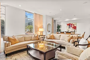 2402 E Esplanade Ln, Phoenix, AZ 85016 - Photo 3