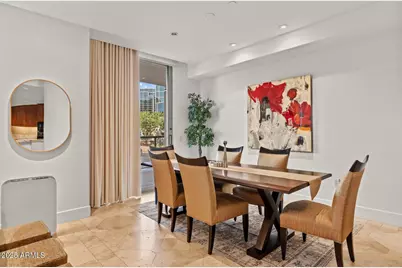 2402 E Esplanade Lane #Unit 204, Phoenix, AZ 85016 - Photo 5