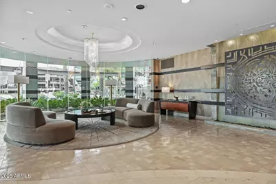 2402 E Esplanade Lane #Unit 204, Phoenix, AZ 85016 - Photo 37