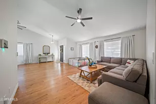 6176 N 89th Ave, Glendale, AZ 85305 - Photo 9