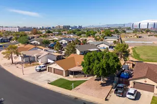 6176 N 89th Ave, Glendale, AZ 85305 - Photo 1