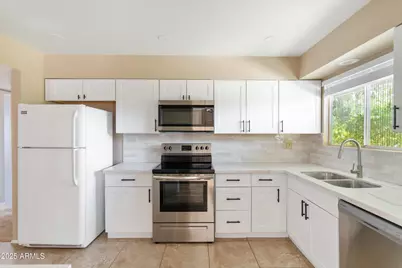 10301 W Charter Oak Drive, Sun City, AZ 85351 - Photo 15