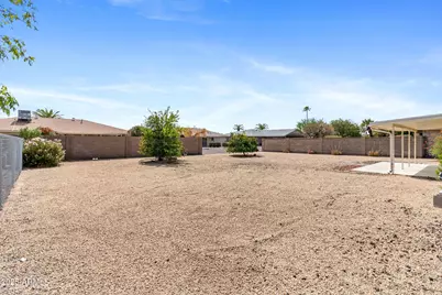 10301 W Charter Oak Drive, Sun City, AZ 85351 - Photo 31